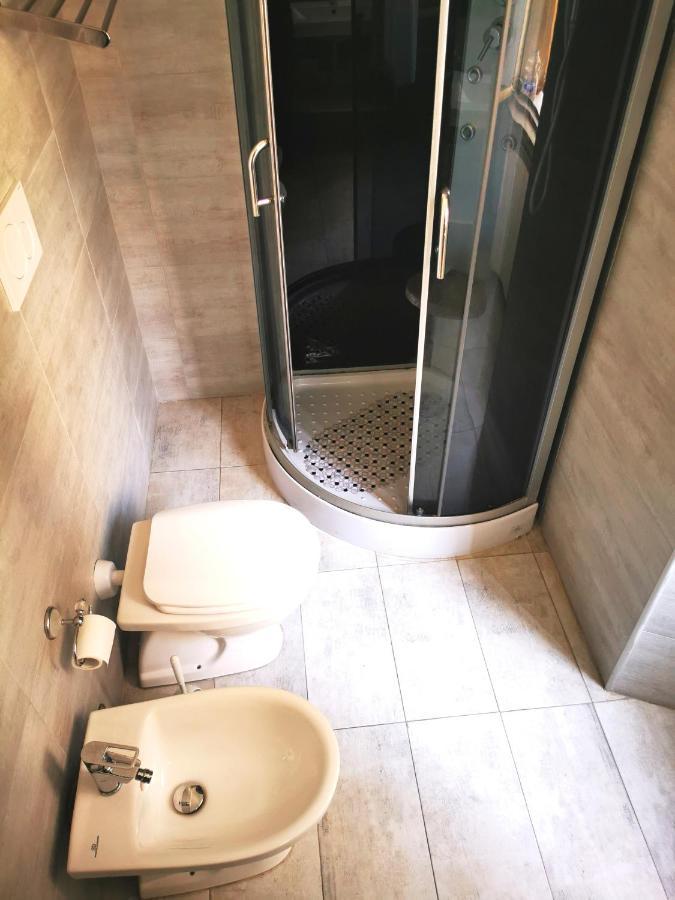 Bed and Breakfast Cinema House 2 Rzym Zewnętrze zdjęcie
